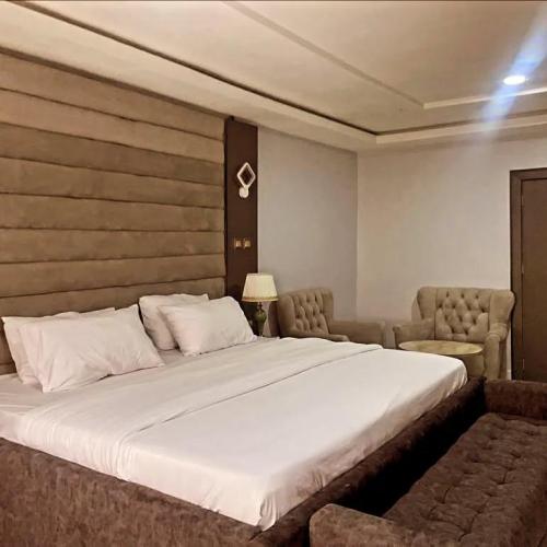 whatsapp_image_2025-03-03_at_08