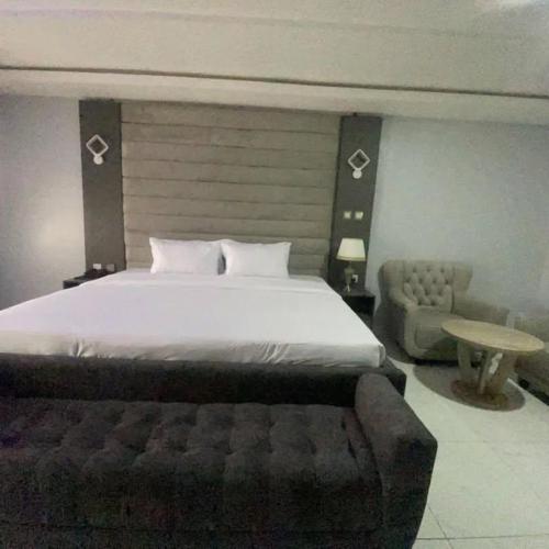 whatsapp_image_2025-03-03_at_08